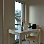 Elegant Bedroom At Gare *