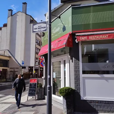 Elegant Bedroom At Luxembourg Gare فندق مبيت وإفطار