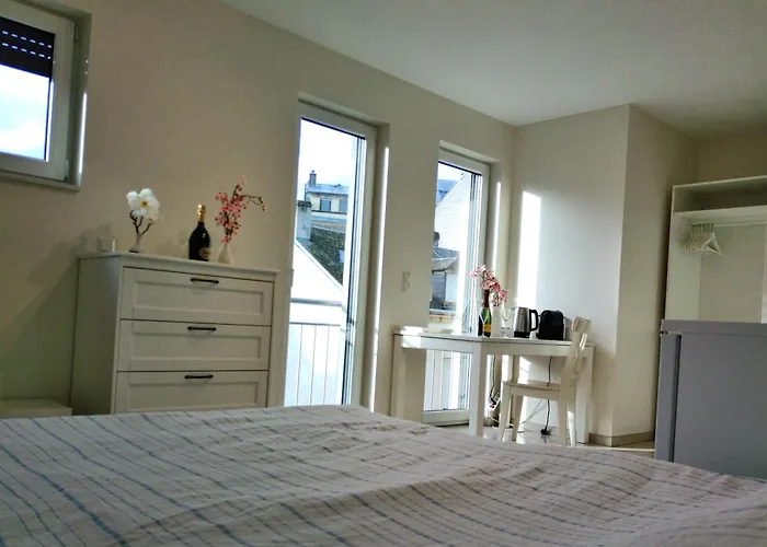 Elegant Bedroom At Gare * Luxembourg